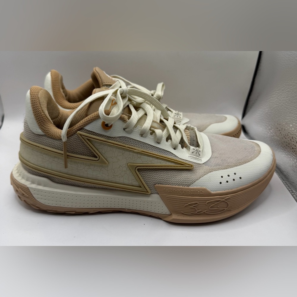 Li-Ning Wade Flash 'Beige' Flash Cracks Lightning Trainers ABPU027 size 7